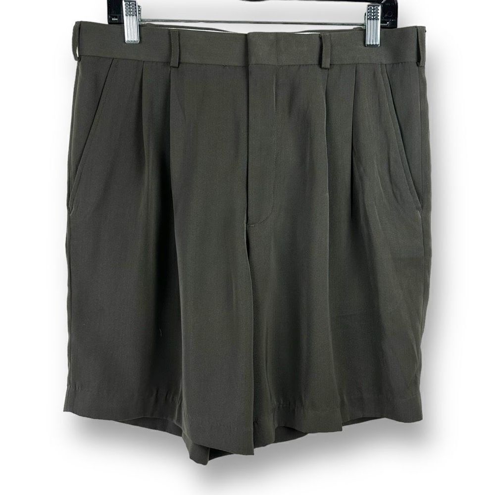 Alexander Julian Colors Men's Size 34 Flat Front‎ Dressy Chino Shorts Gray